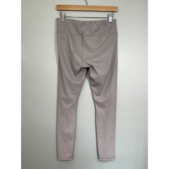 Athleta Contender Aero 7/8 Leggings Laser Cut Ombre Pebble Gray Women's Size M - Picture 7 of 15